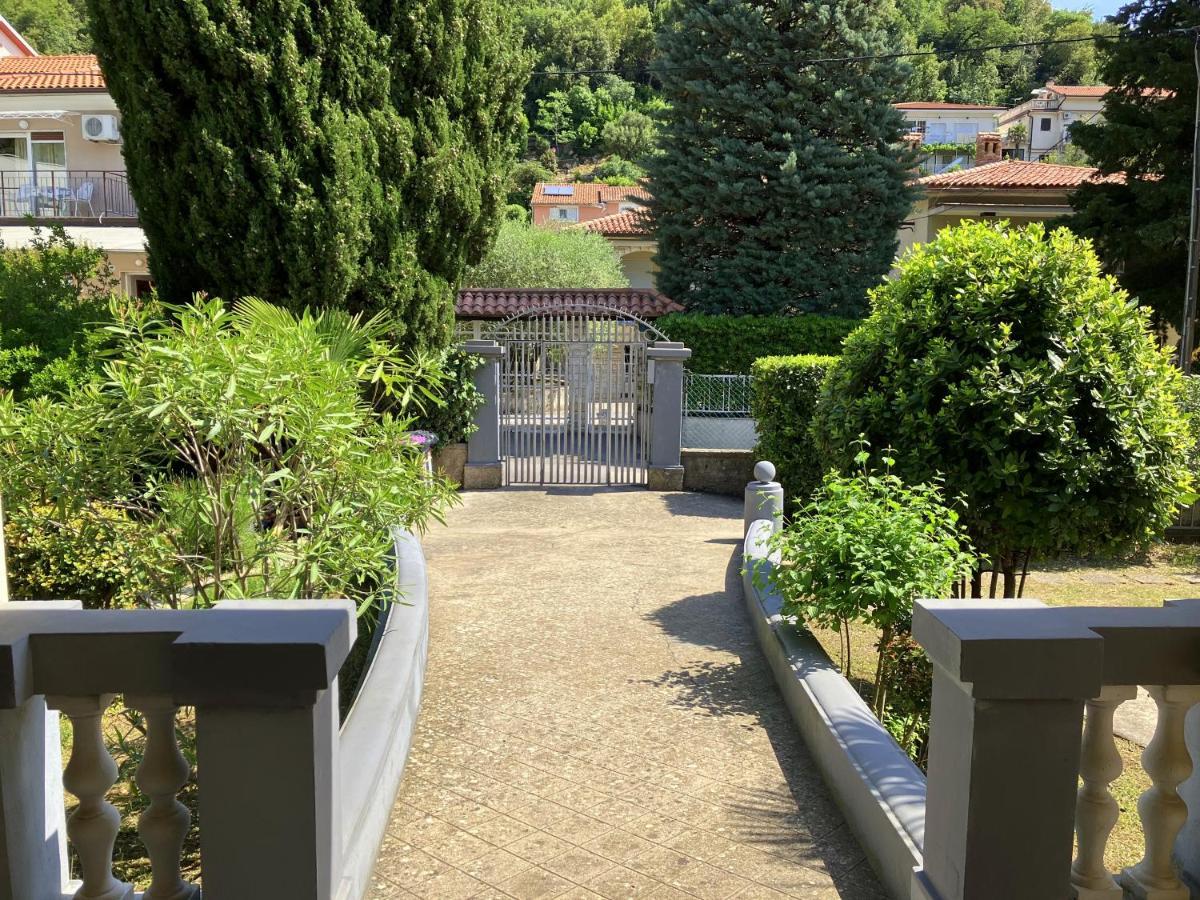 Apartman Villa Amelia Moscenicka Draga Exterior foto